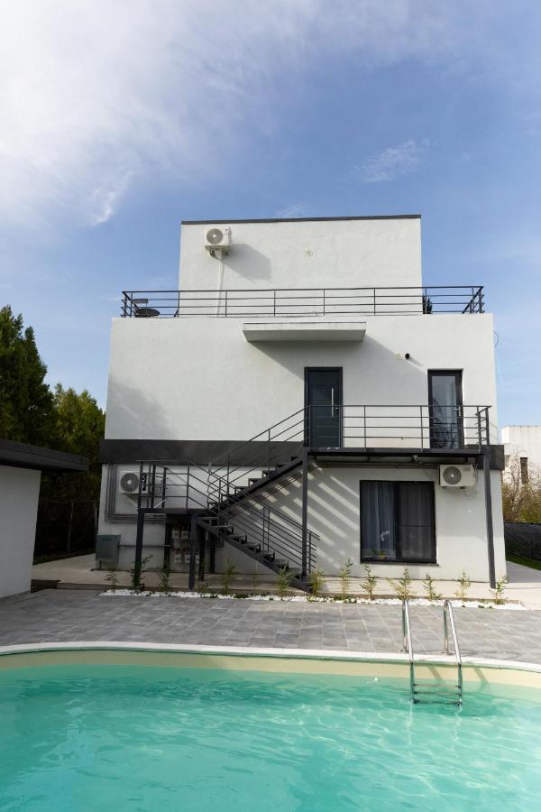 Studio 8 I One Bedroom Apartment I Airport I Therme Otopeni Εξωτερικό φωτογραφία