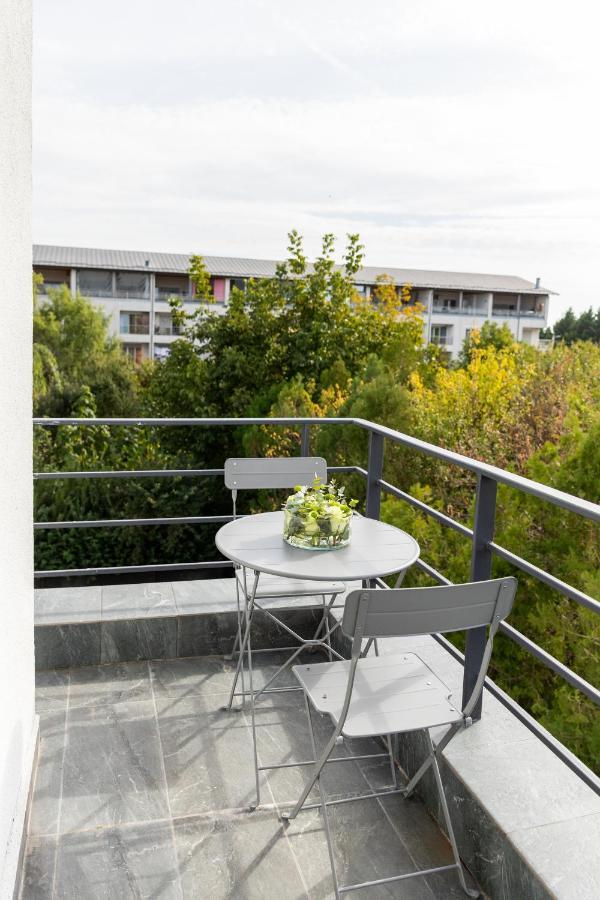 Studio 8 I One Bedroom Apartment I Airport I Therme Otopeni Εξωτερικό φωτογραφία